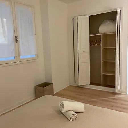 Apartman In The Heart Of Bayonne, Overlooking The Nive Bayonne